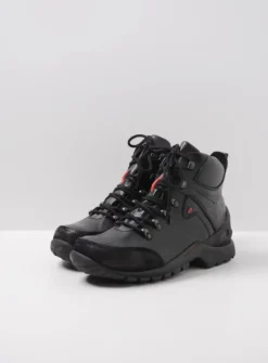 DAMES Wolky Hoge Veterschoenen|Wandelschoenen<City Tracker WP - zwart leer