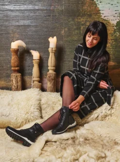 DAMES Wolky Hoge Veterschoenen|Veterlaarzen<Reach - zwart/wit leer