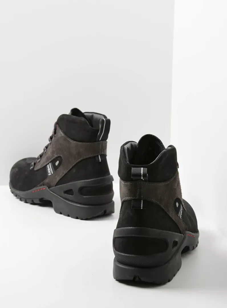 DAMES Wolky Hoge Veterschoenen|Wandelschoenen<Traction WP - zwart nubuck