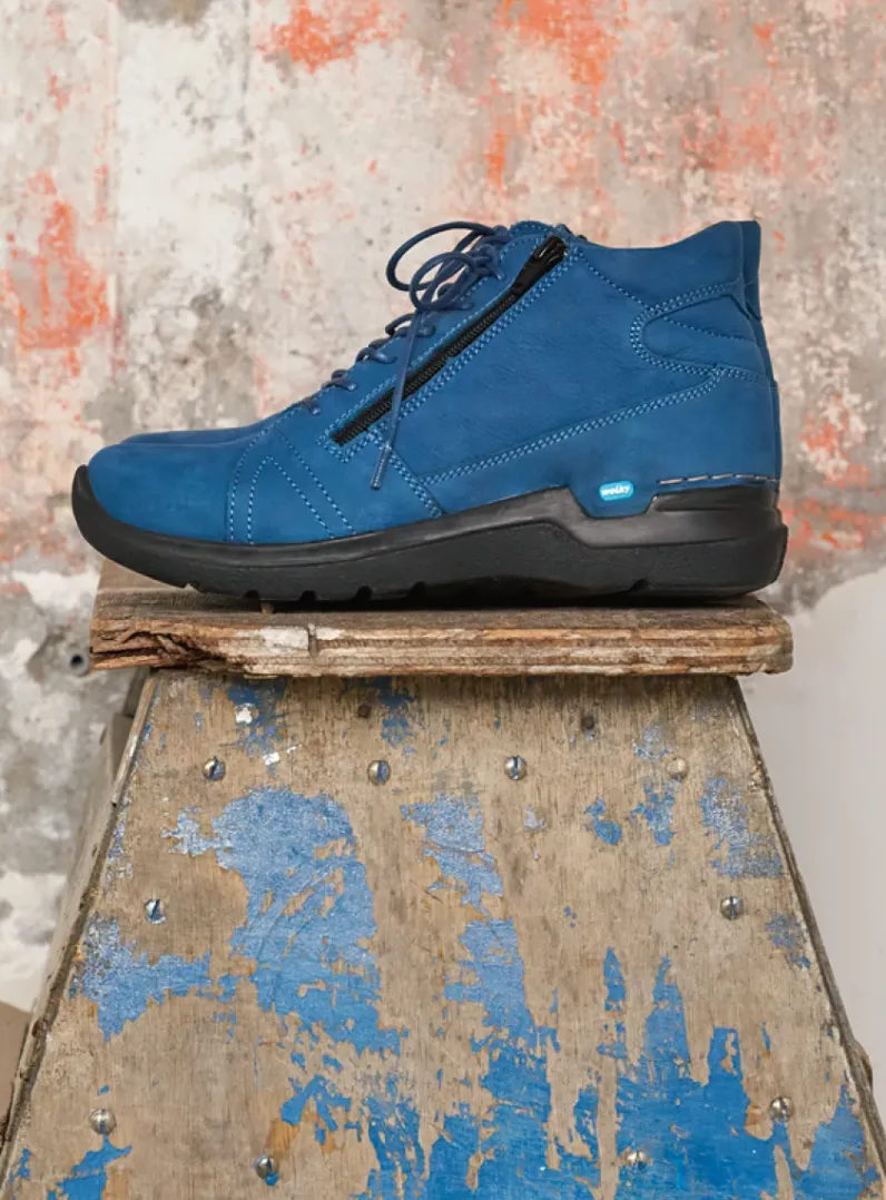 DAMES Wolky Hoge Veterschoenen|Wandelschoenen<Why - atlantisch blauw nubuck