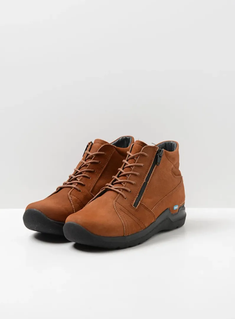 DAMES Wolky Hoge Veterschoenen|Wandelschoenen<Why - cognac nubuck