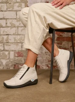 DAMES Wolky Hoge Veterschoenen|Wandelschoenen<Why - wit leer