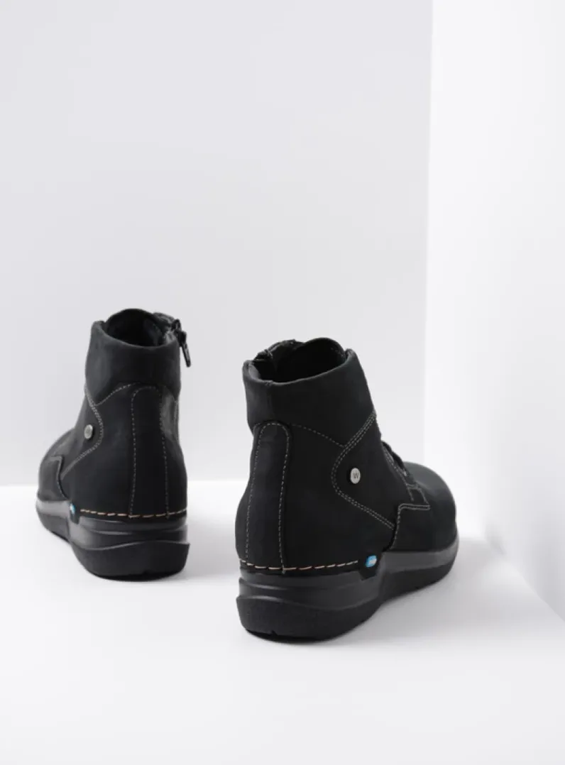 DAMES Wolky Hoge Veterschoenen|Wandelschoenen<Whynot HV - zwart nubuck